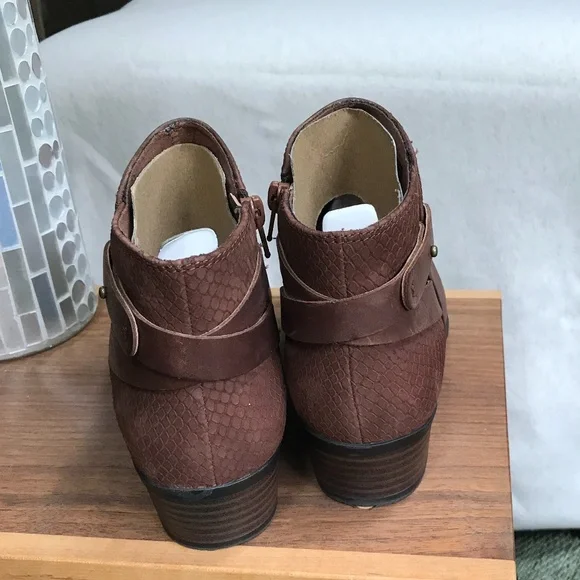 Clarks Collection Addy Boot Sz 8 - Picture 3 of 8